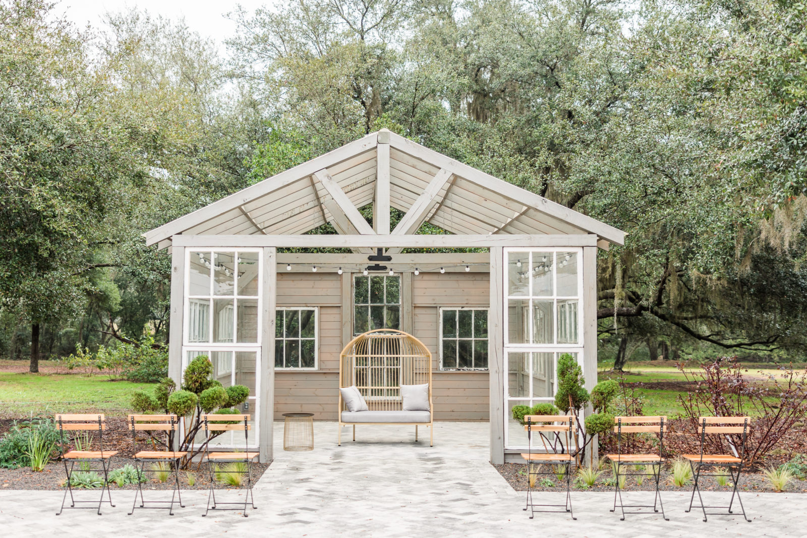 Mill Pond Estate Wedding Venue in Seffner Florida